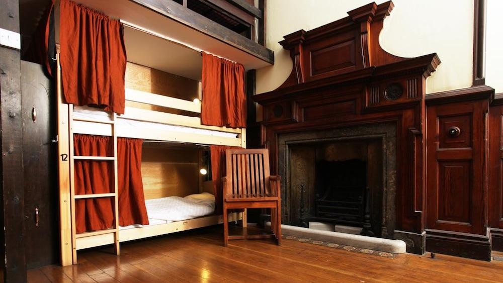 Palmers Lodge Swiss Cottage hostel londres